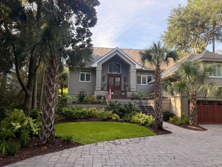 Enhancing Your Curb Appeal with Landscape Design